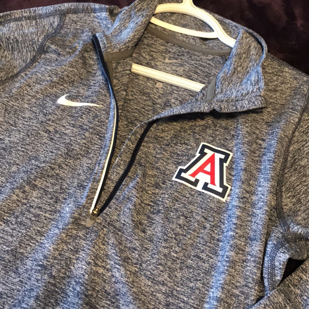 Nike half zip Pullover